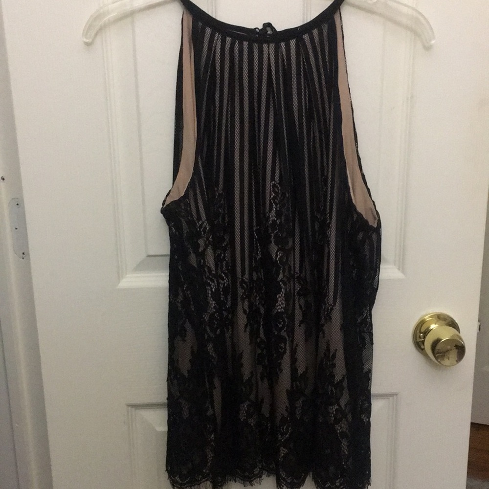 Max Studio Black and Beige lace top small
